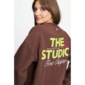 Pom Amsterdam SWEATER - Sophie The Studio SP9717